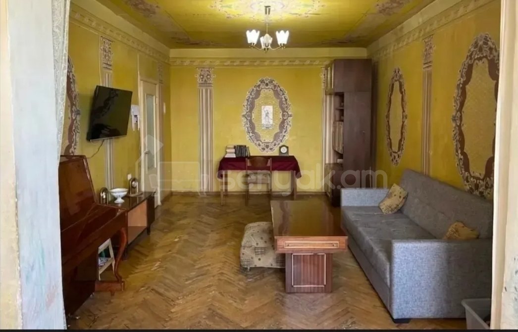 3 Սենյականոց Բնակարան, 80քմ, 9/9 հարկ, Պետական Վիճակում