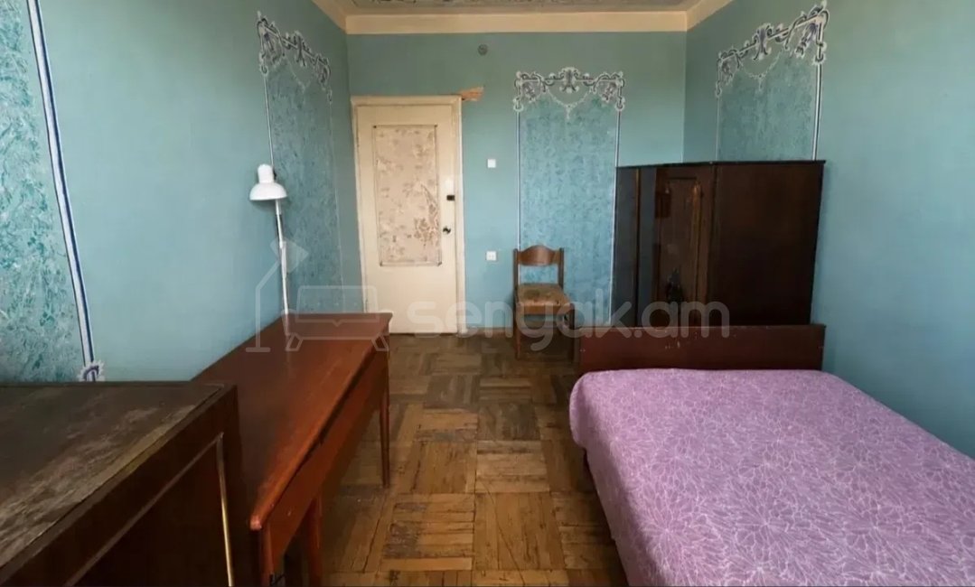 3 Սենյականոց Բնակարան, 80քմ, 9/9 հարկ, Պետական Վիճակում