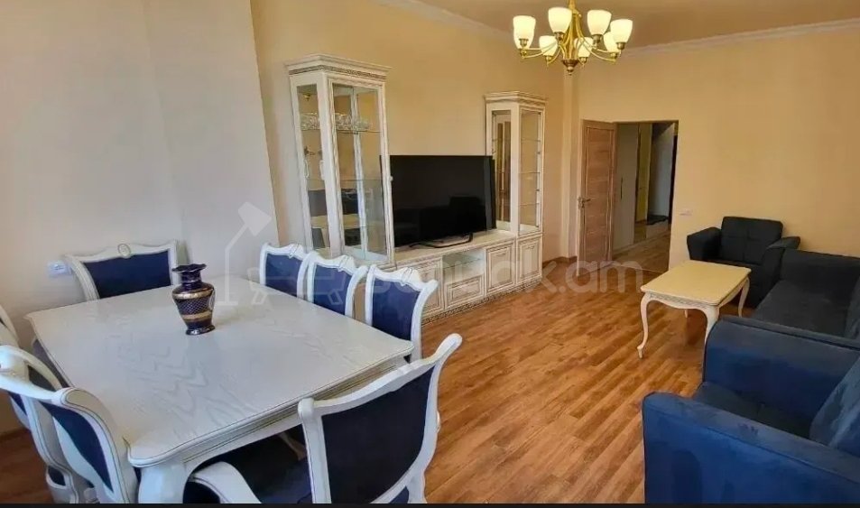 3 Սենյականոց Բնակարան Նորակառույցում, 100քմ, 6/17 հարկ, Կապիտալ Վերանորոգված