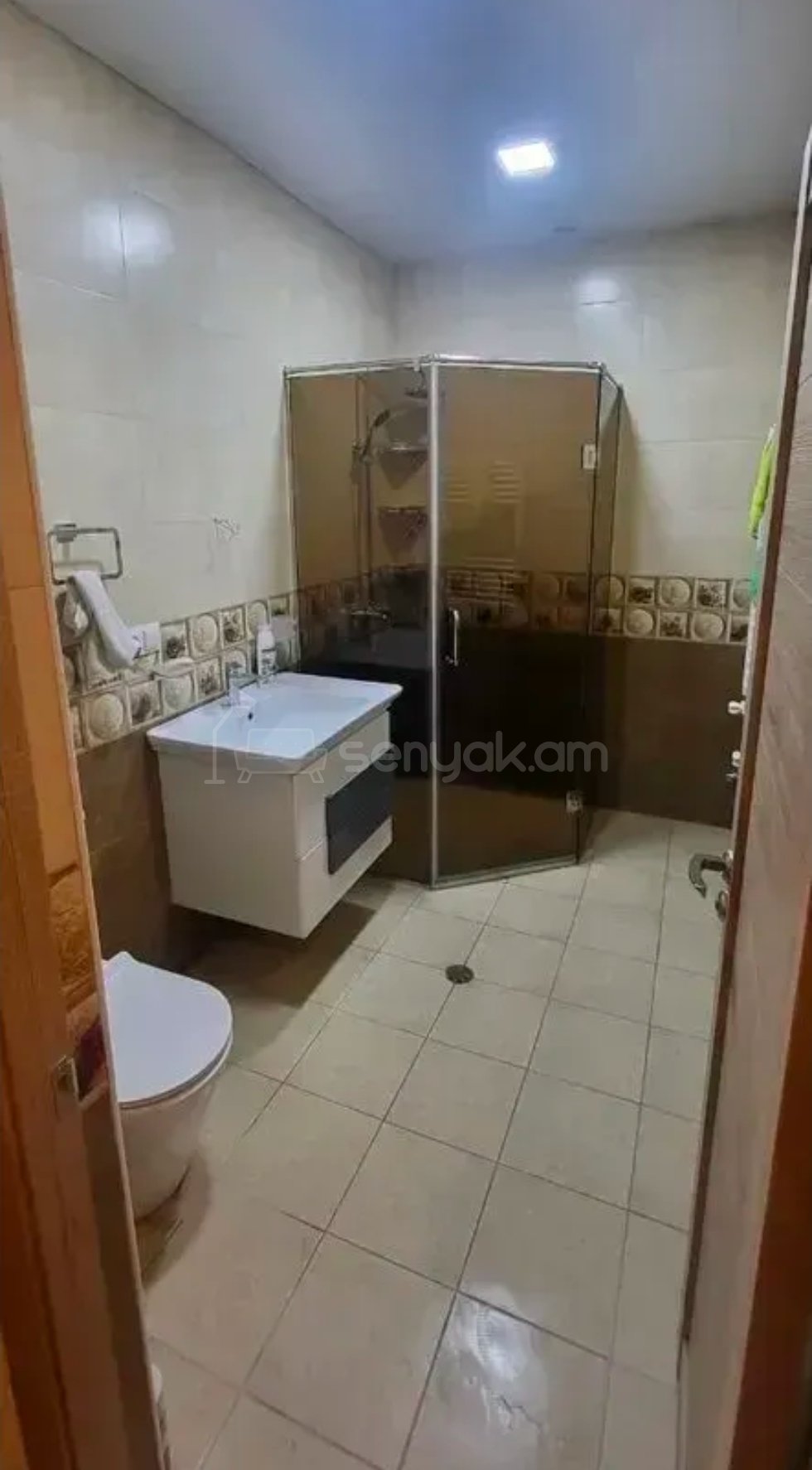 3 Սենյականոց Բնակարան Նորակառույցում, 100քմ, 6/17 հարկ, Կապիտալ Վերանորոգված