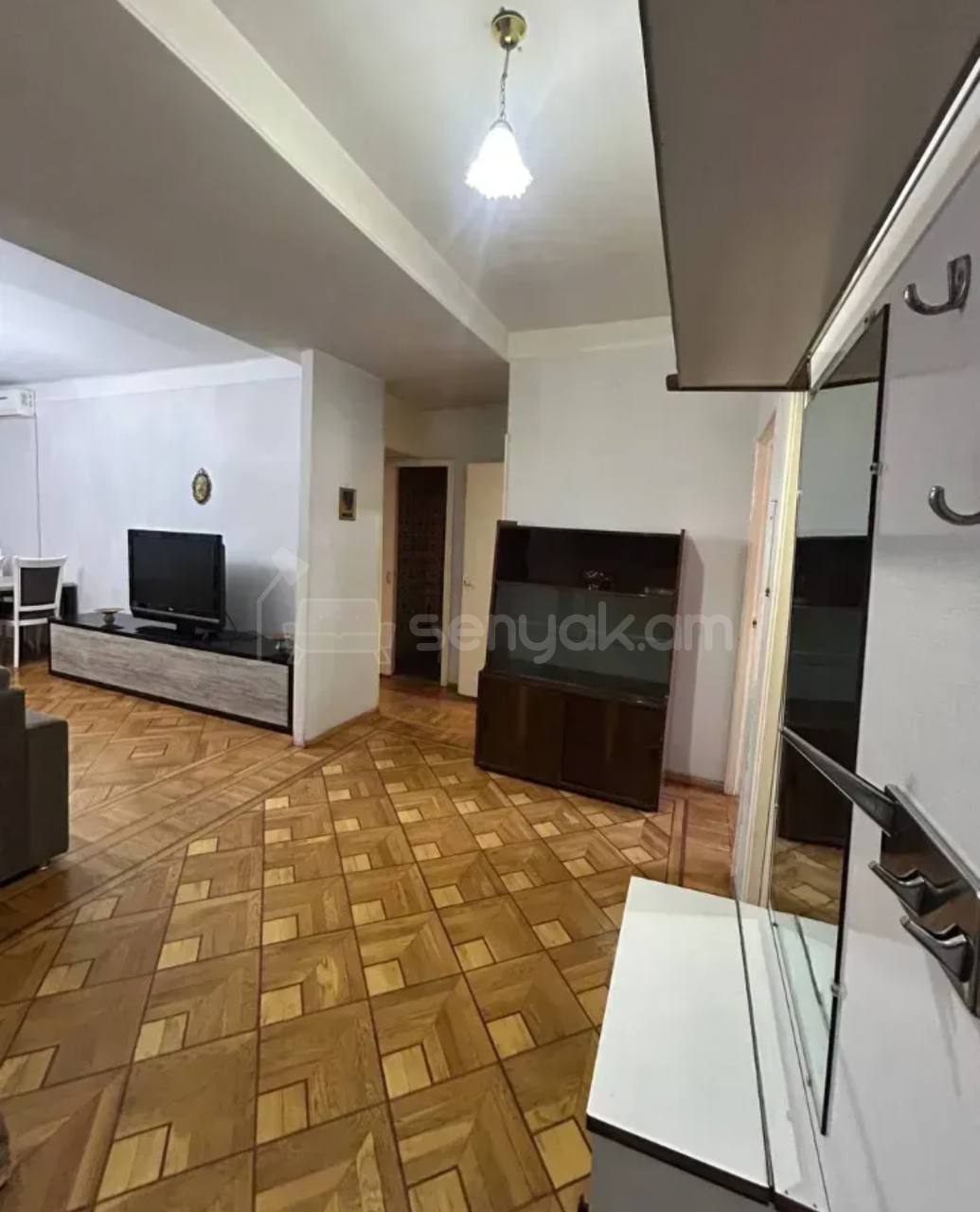2 Սենյականոց Բնակարան Քարե Շենքում, 75քմ, 2/5 հարկ, Կոսմետիկ Վերանորոգված, Կահավորված