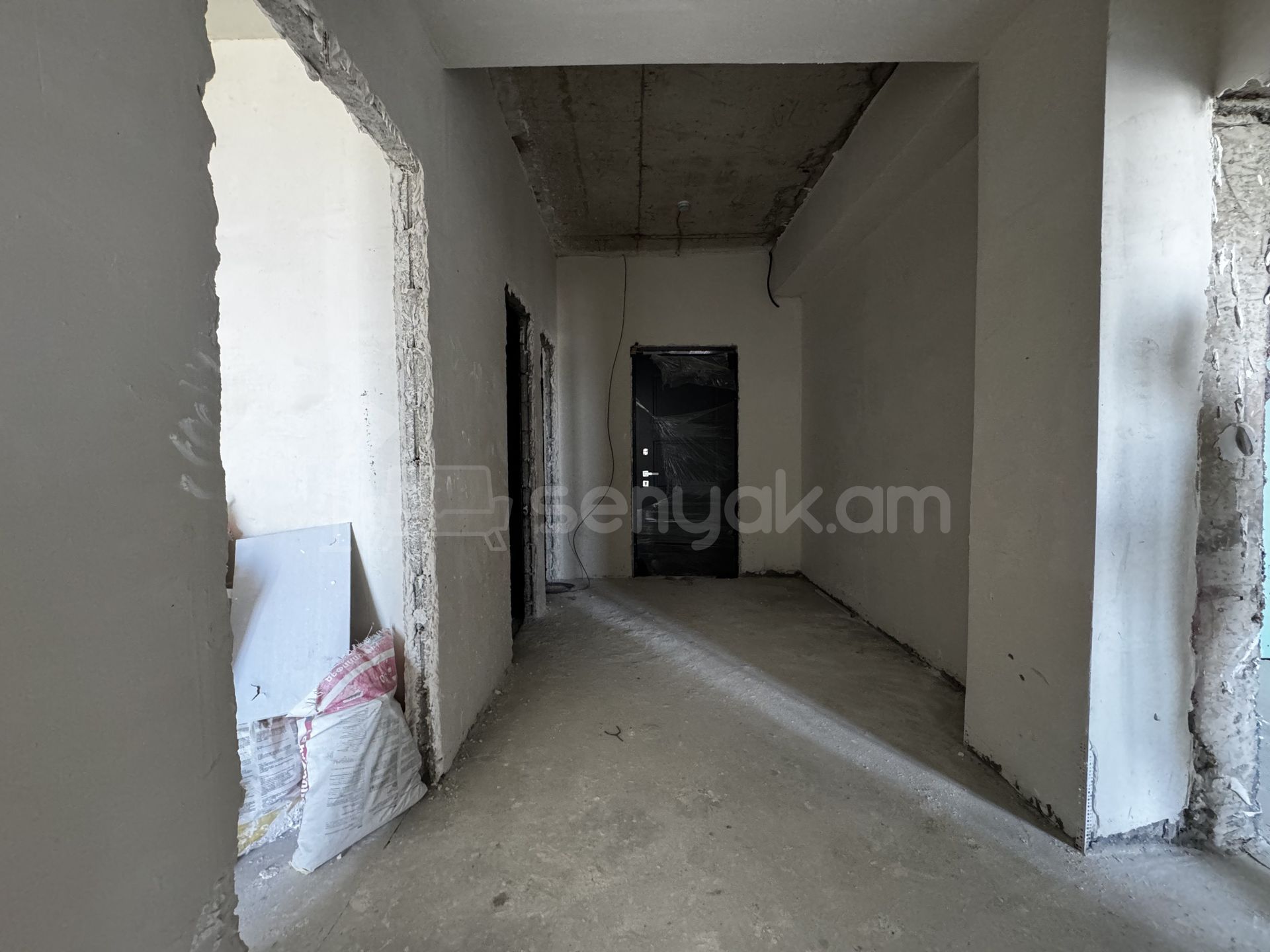 3 Սենյականոց Բնակարան Նորակառույցում, 77քմ, 14/21 հարկ, Զրոյական Վիճակում