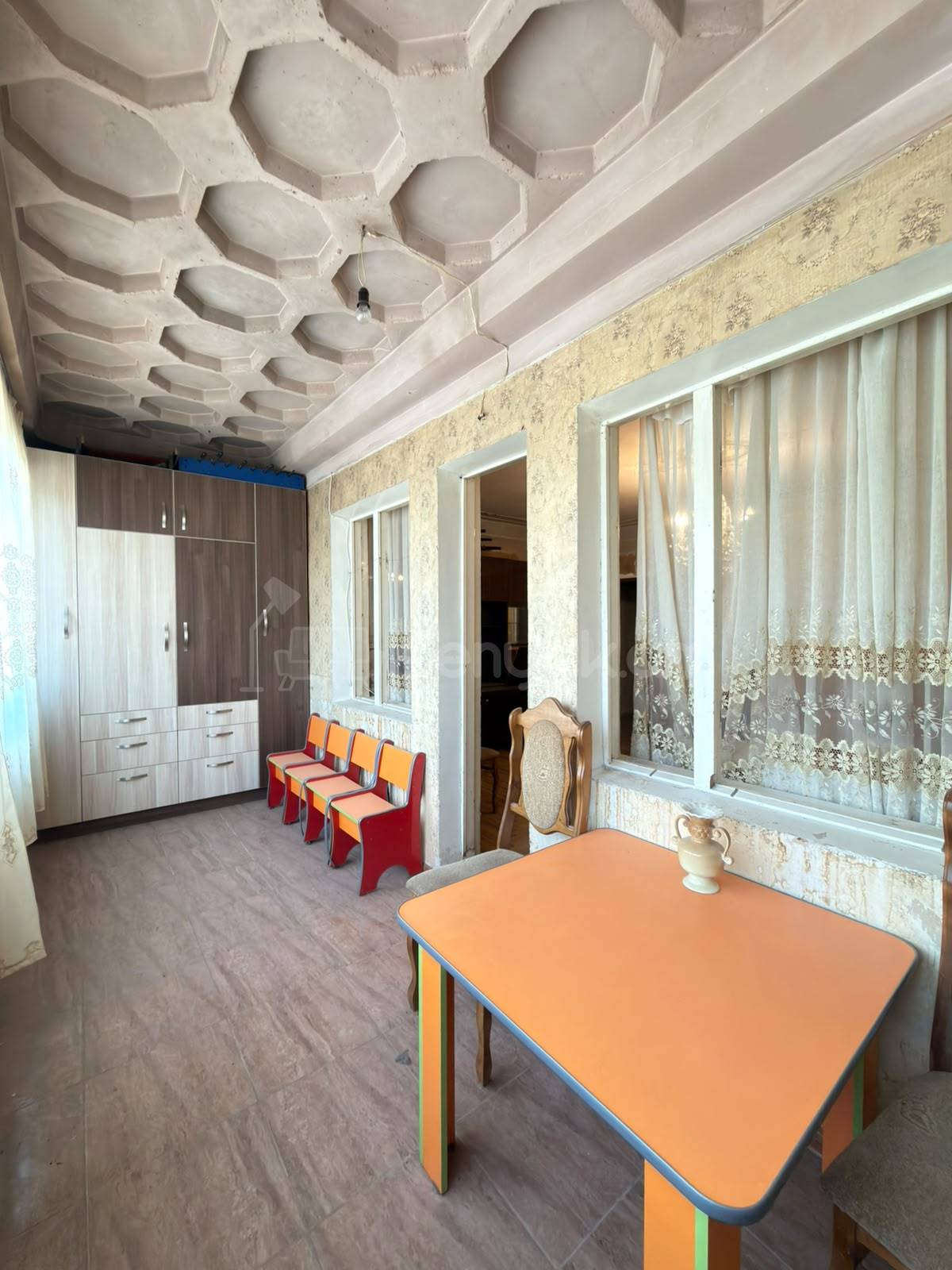 3 Սենյականոց Բնակարան, 80քմ, 2/9 հարկ, Կապիտալ Վերանորոգված, Կահավորված, Արևկող