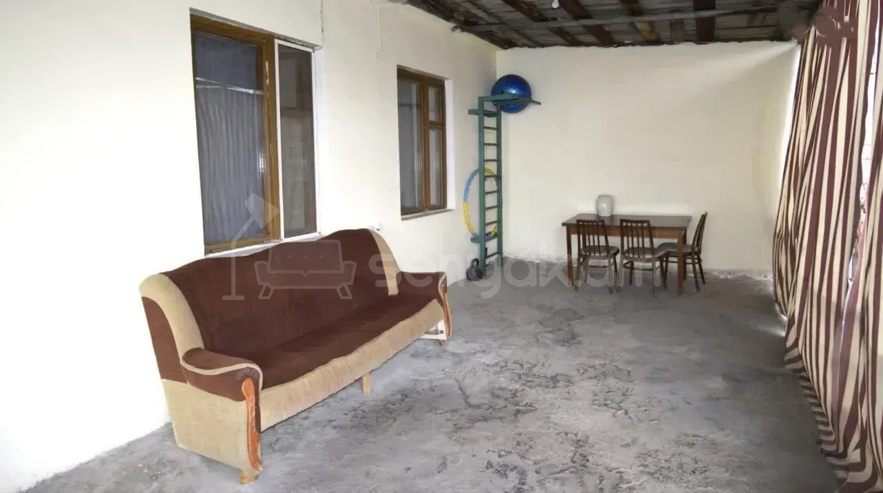 4 Սենյականոց Սեփական Տուն, 275քմ, Կոսմետիկ Վերանորոգված, Ավտոտնակով