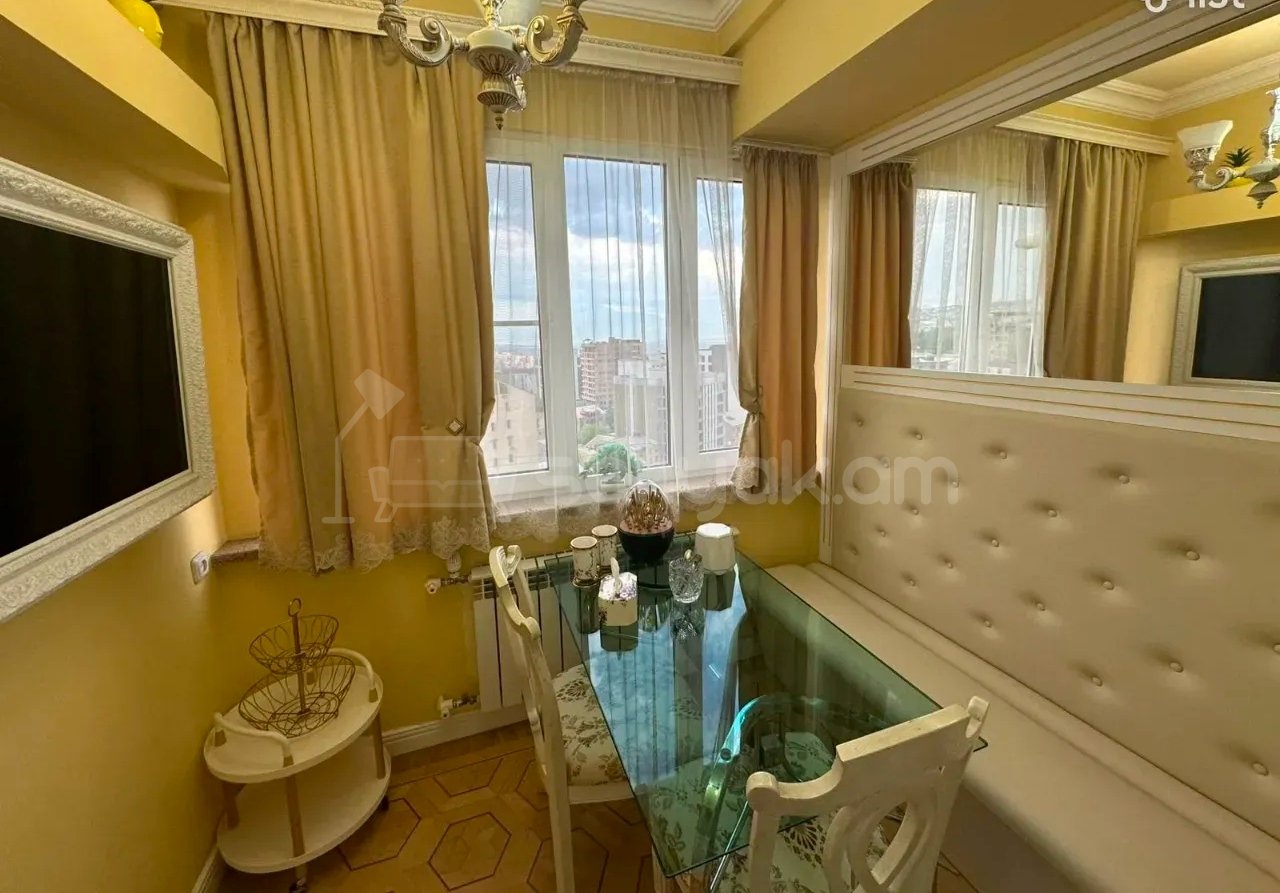 4 Սենյականոց Բնակարան, 119քմ, 6/10 հարկ, Կապիտալ Վերանորոգված