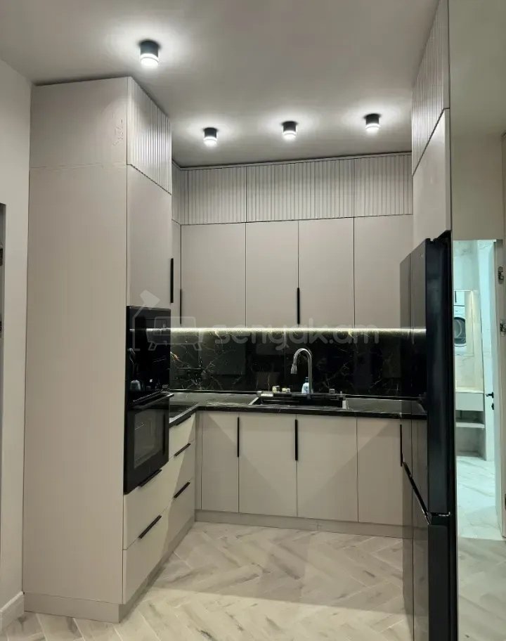 2 Սենյականոց Բնակարան Նորակառույցում, 57քմ, 4/18 հարկ, Դիզայներական Վերանորոգված