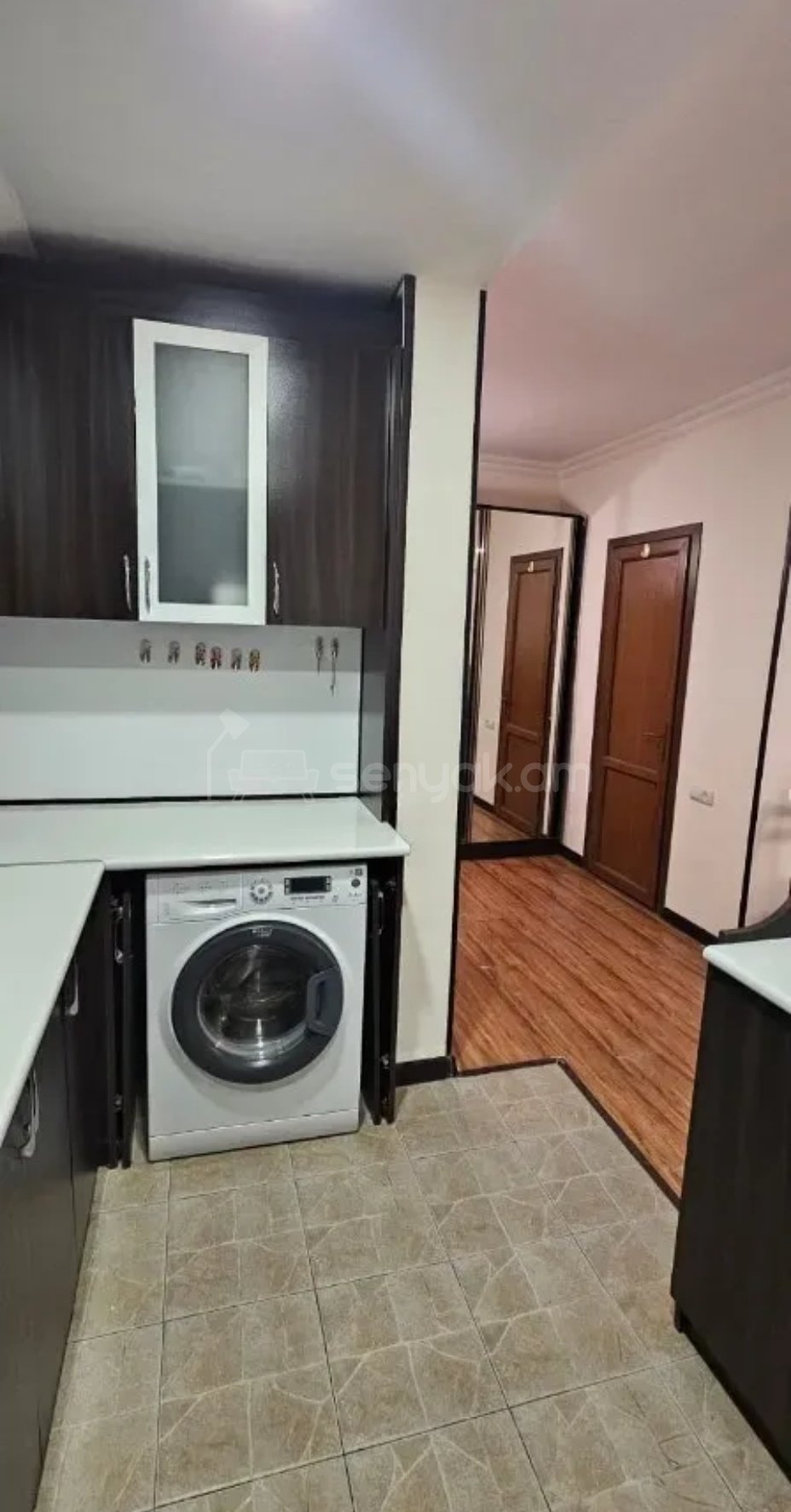 2 Սենյականոց Բնակարան, 45քմ, 1/9 հարկ, Կապիտալ Վերանորոգված