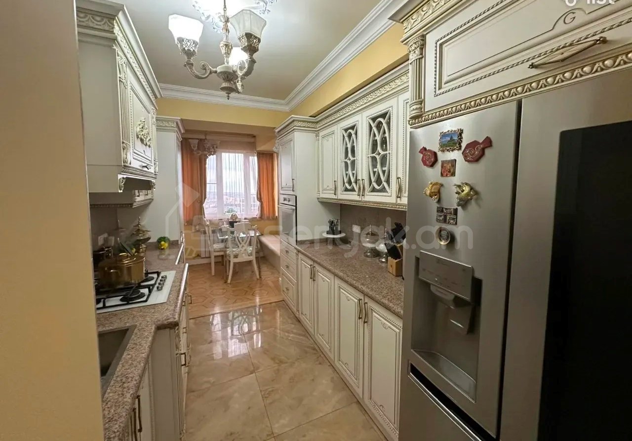 4 Սենյականոց Բնակարան, 119քմ, 6/10 հարկ, Կապիտալ Վերանորոգված