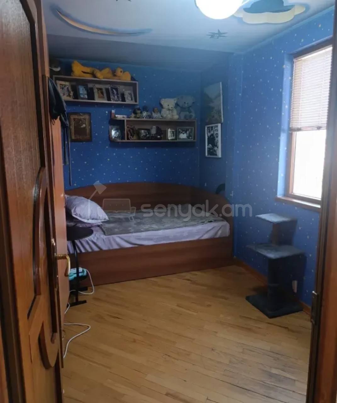 3 Սենյականոց Բնակարան Քարե Շենքում, 60քմ, 4/5 հարկ, Կոսմետիկ Վերանորոգված