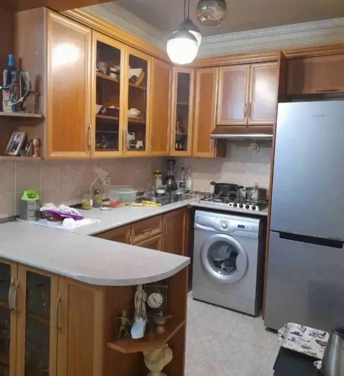 3 Սենյականոց Բնակարան Քարե Շենքում, 60քմ, 4/5 հարկ, Կոսմետիկ Վերանորոգված