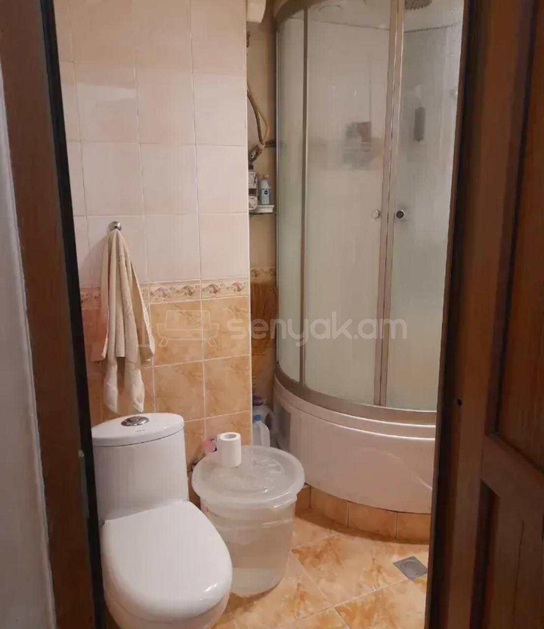 3 Սենյականոց Բնակարան Քարե Շենքում, 60քմ, 4/5 հարկ, Կոսմետիկ Վերանորոգված