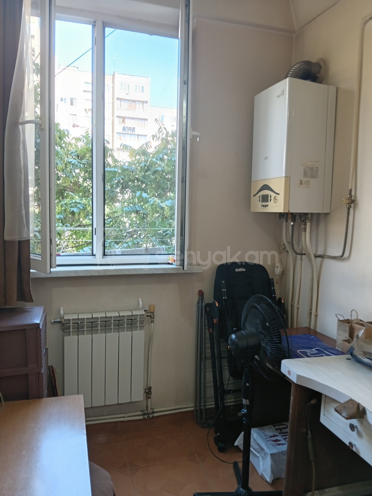 1 Սենյականոց Բնակարան, 52քմ, 3/9 հարկ, Նորմալ Վիճակում