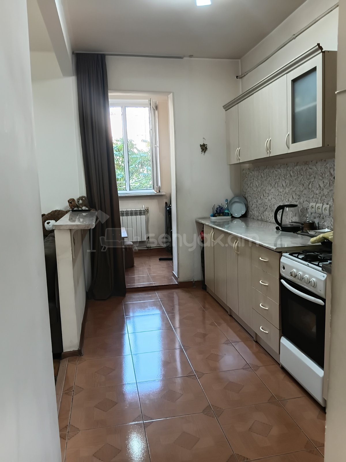 1 Սենյականոց Բնակարան, 52քմ, 3/9 հարկ, Նորմալ Վիճակում