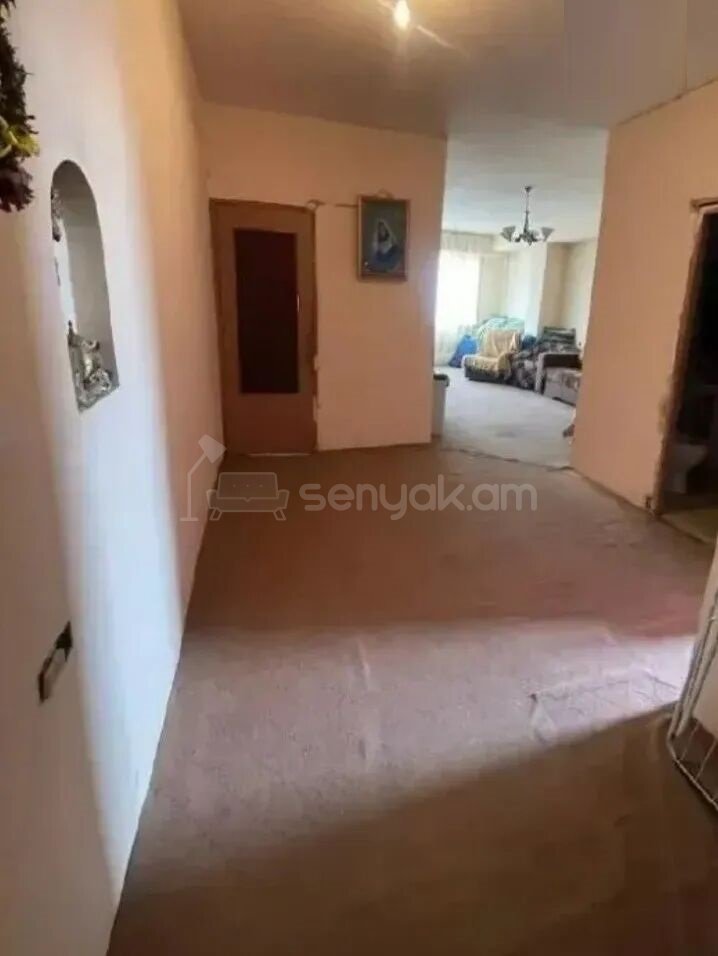 2 Սենյականոց Բնակարան, 57քմ, 9/9 հարկ, Պետական Վիճակում