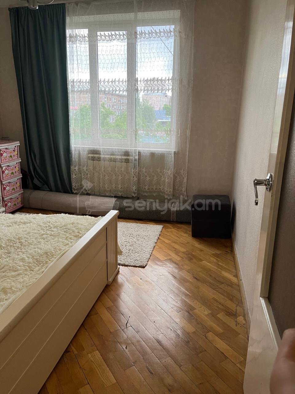 3 Սենյականոց Բնակարան Քարե Շենքում, 76քմ, 5/5 հարկ, Կոսմետիկ Վերանորոգված, Կահավորված, Արևկող
