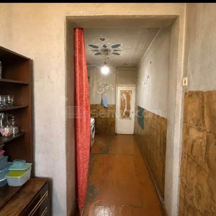 3 Սենյականոց Բնակարան, 80քմ, 9/9 հարկ, Պետական Վիճակում