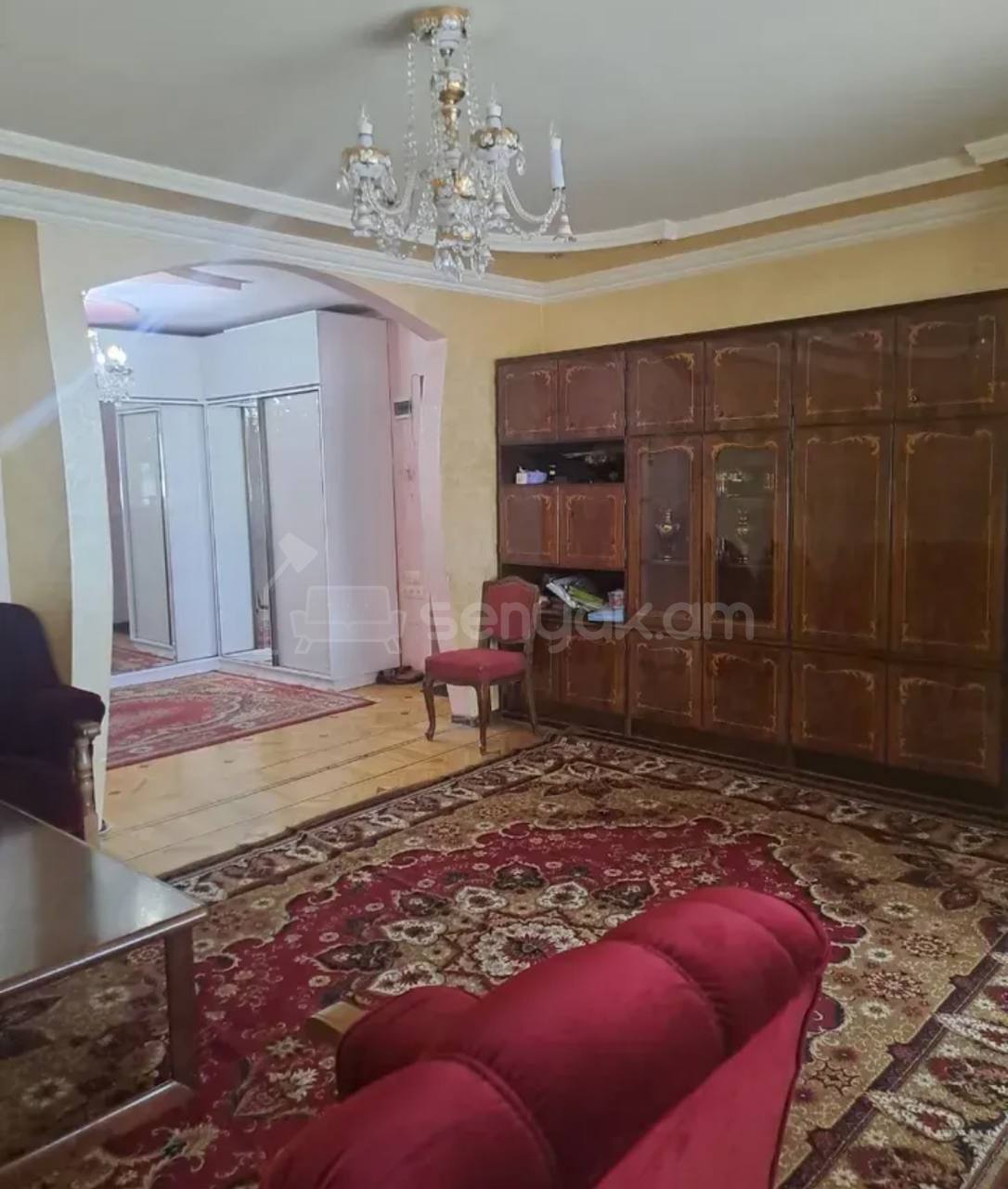 3 Սենյականոց Բնակարան Քարե Շենքում, 80քմ, 3/3 հարկ, Կոսմետիկ Վերանորոգված, Կահավորված