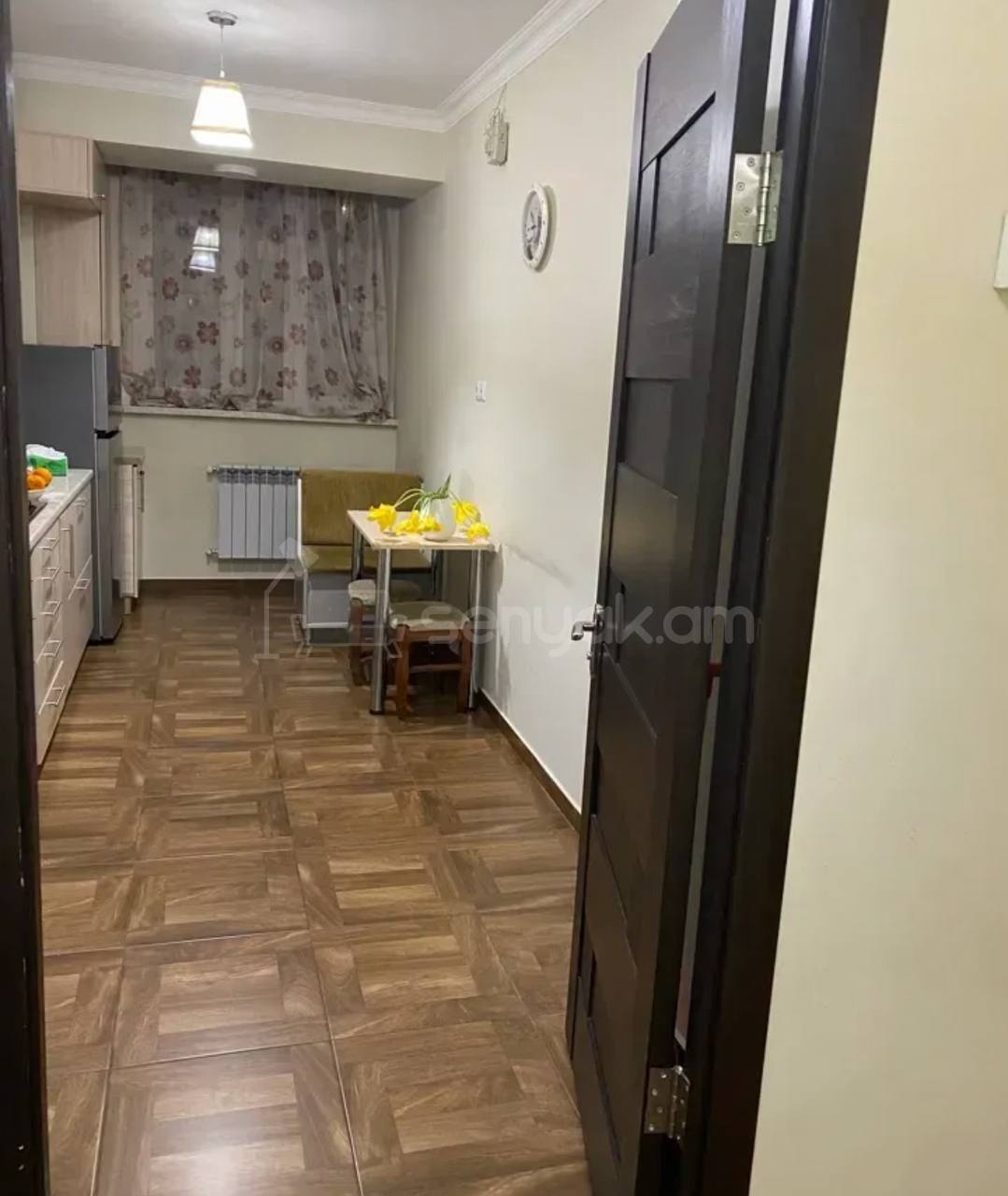 3 Սենյականոց Բնակարան, 70քմ, 4/9 հարկ, Կապիտալ Վերանորոգված, Կահավորված, Արևկող