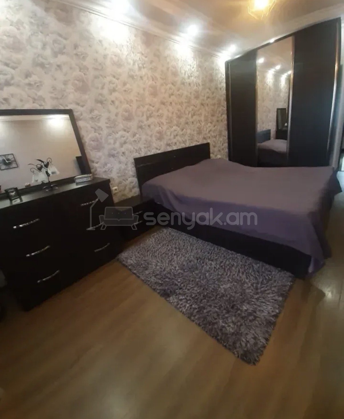 3 Սենյականոց Բնակարան Քարե Շենքում, 70քմ, 4/4 հարկ, Կապիտալ Վերանորոգված, Կահավորված, Արևկող