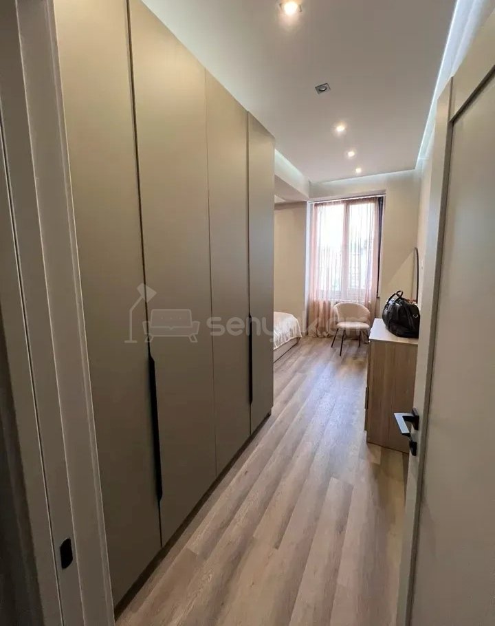3 Սենյականոց Բնակարան Նորակառույցում, 98քմ, 12/12 հարկ, Կապիտալ Վերանորոգված