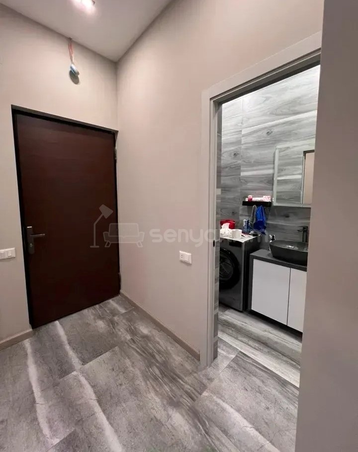 3 Սենյականոց Բնակարան Նորակառույցում, 98քմ, 12/12 հարկ, Կապիտալ Վերանորոգված