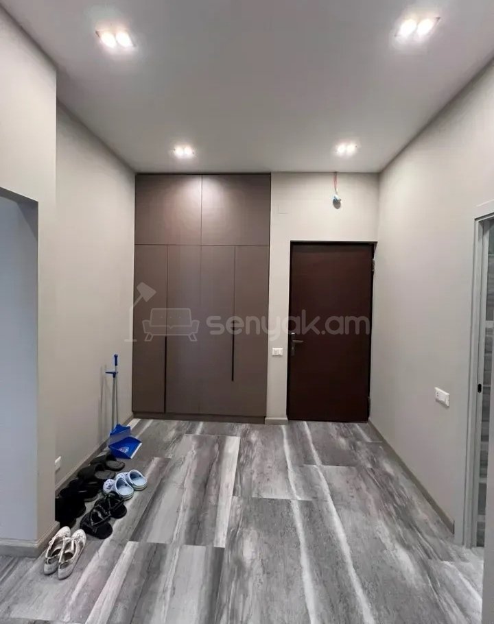 3 Սենյականոց Բնակարան Նորակառույցում, 98քմ, 12/12 հարկ, Կապիտալ Վերանորոգված