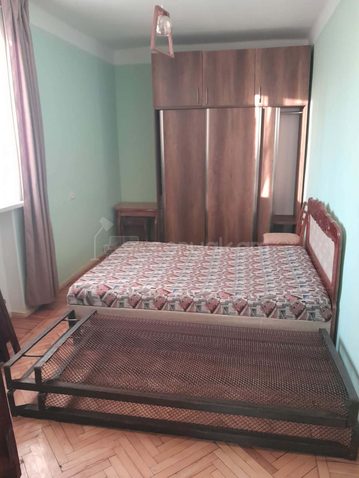 2 Սենյականոց Բնակարան Քարե Շենքում, 55քմ, 4/4 հարկ, Նորմալ Վիճակում