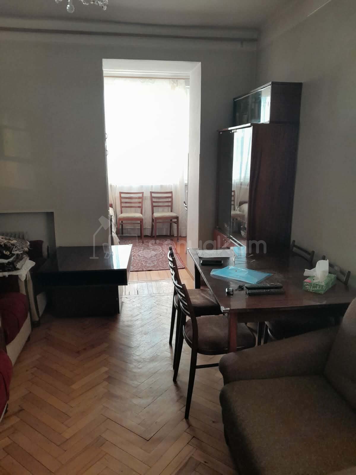 2 Սենյականոց Բնակարան Քարե Շենքում, 55քմ, 4/4 հարկ, Նորմալ Վիճակում
