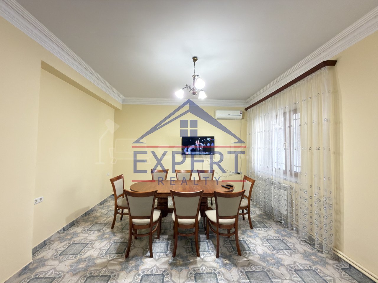 Օֆիսային Տարածք, 285քմ, Կապիտալ Վերանորոգված