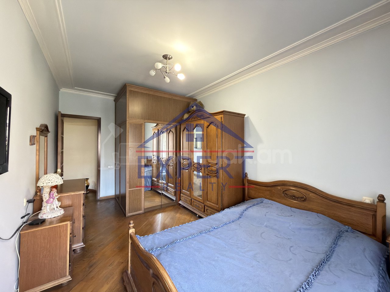 2 Սենյականոց Բնակարան Քարե Շենքում, 76քմ, 4/5 հարկ, Կապիտալ Վերանորոգված