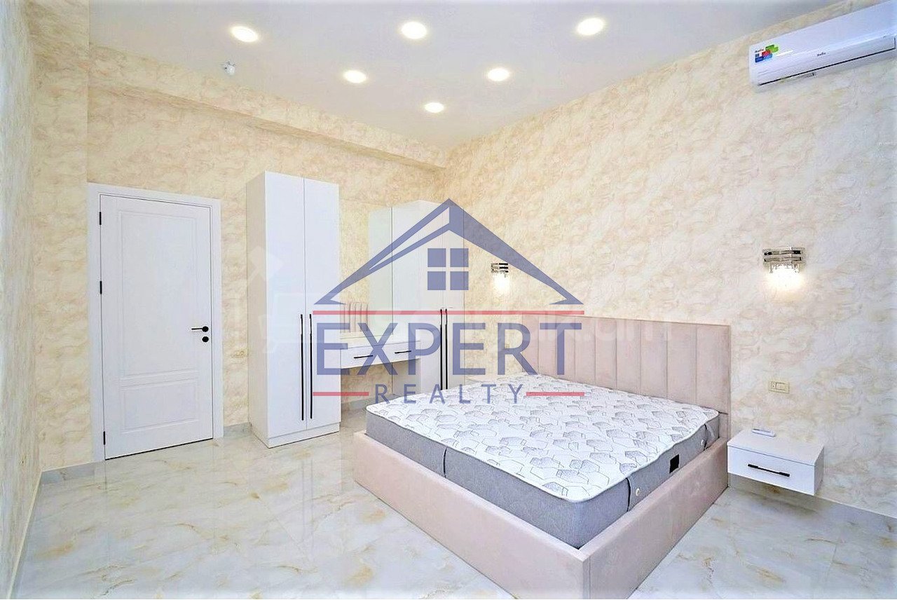 6 Սենյականոց Շքեղ Առանձնատուն, 259քմ, Լողավազանով, Ավտոտնակով