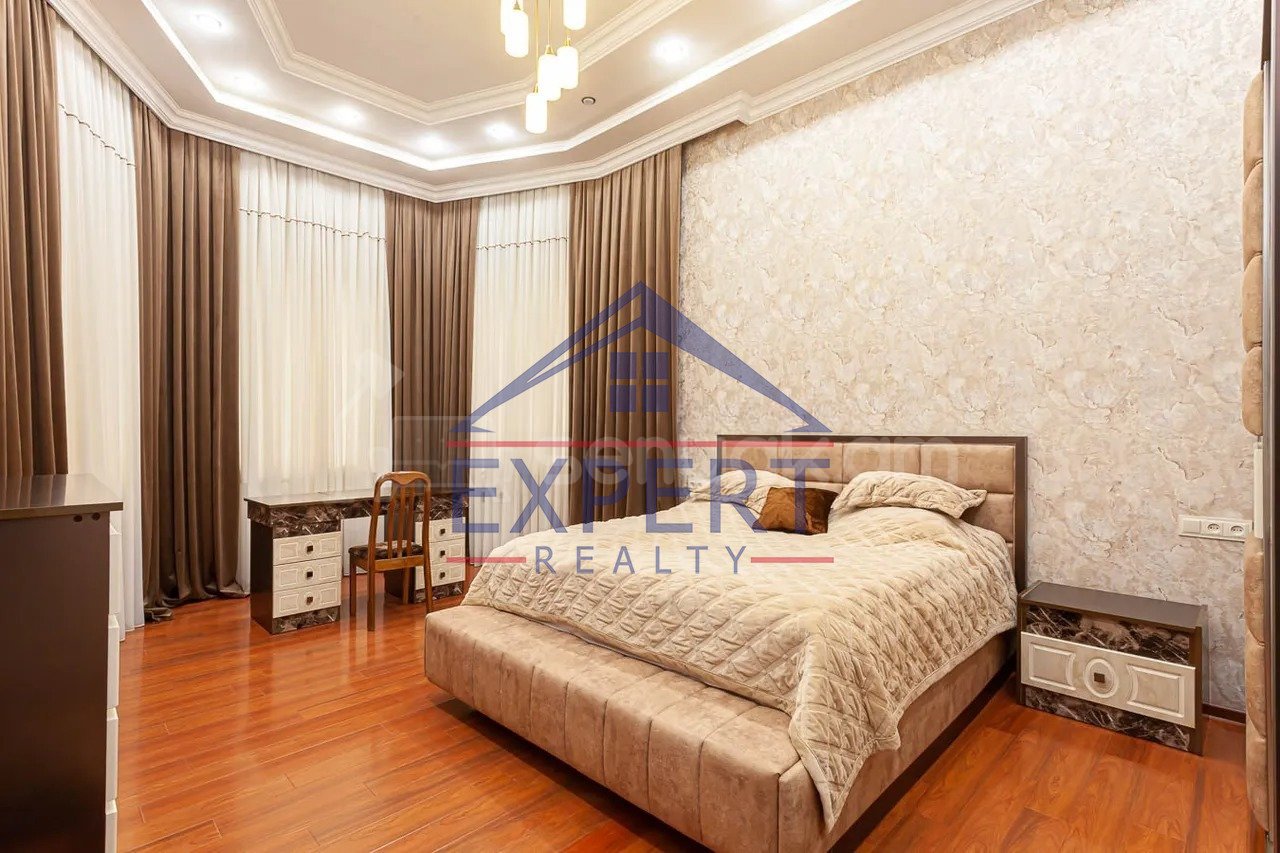7 Սենյականոց Շքեղ Առանձնատուն, 579քմ, Լողավազանով, Ավտոտնակով