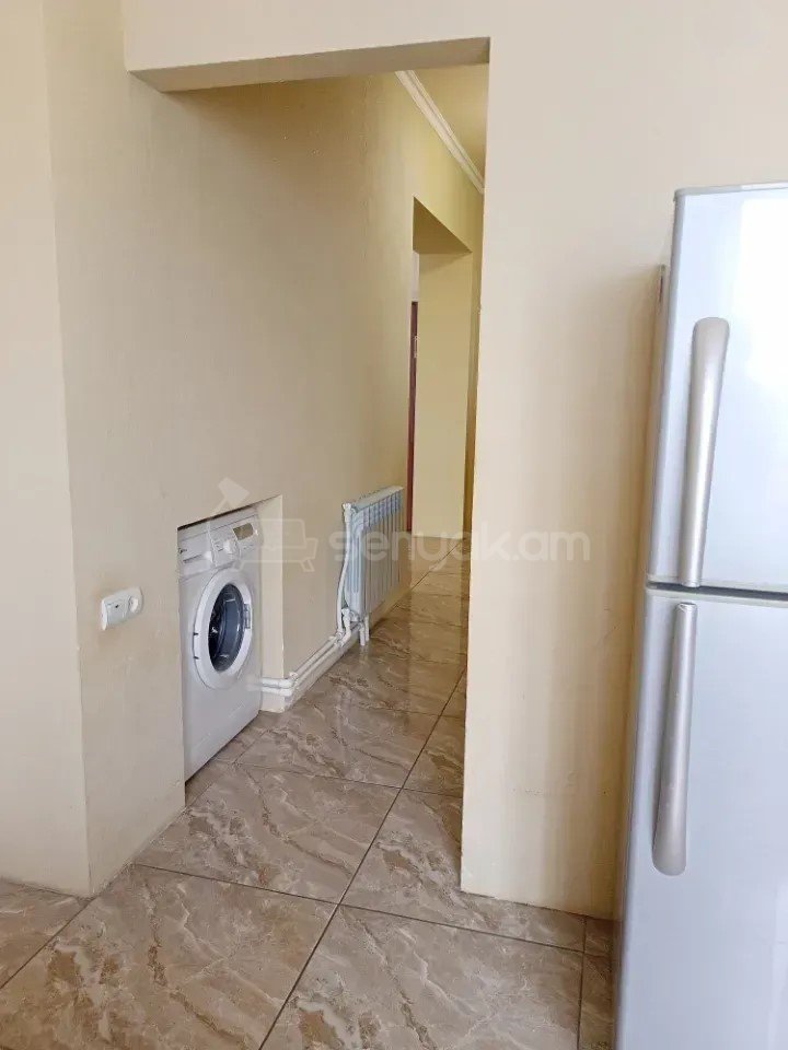 3 Սենյականոց Սեփական Տուն, 110քմ, Կոսմետիկ Վերանորոգված, Ավտոտնակով