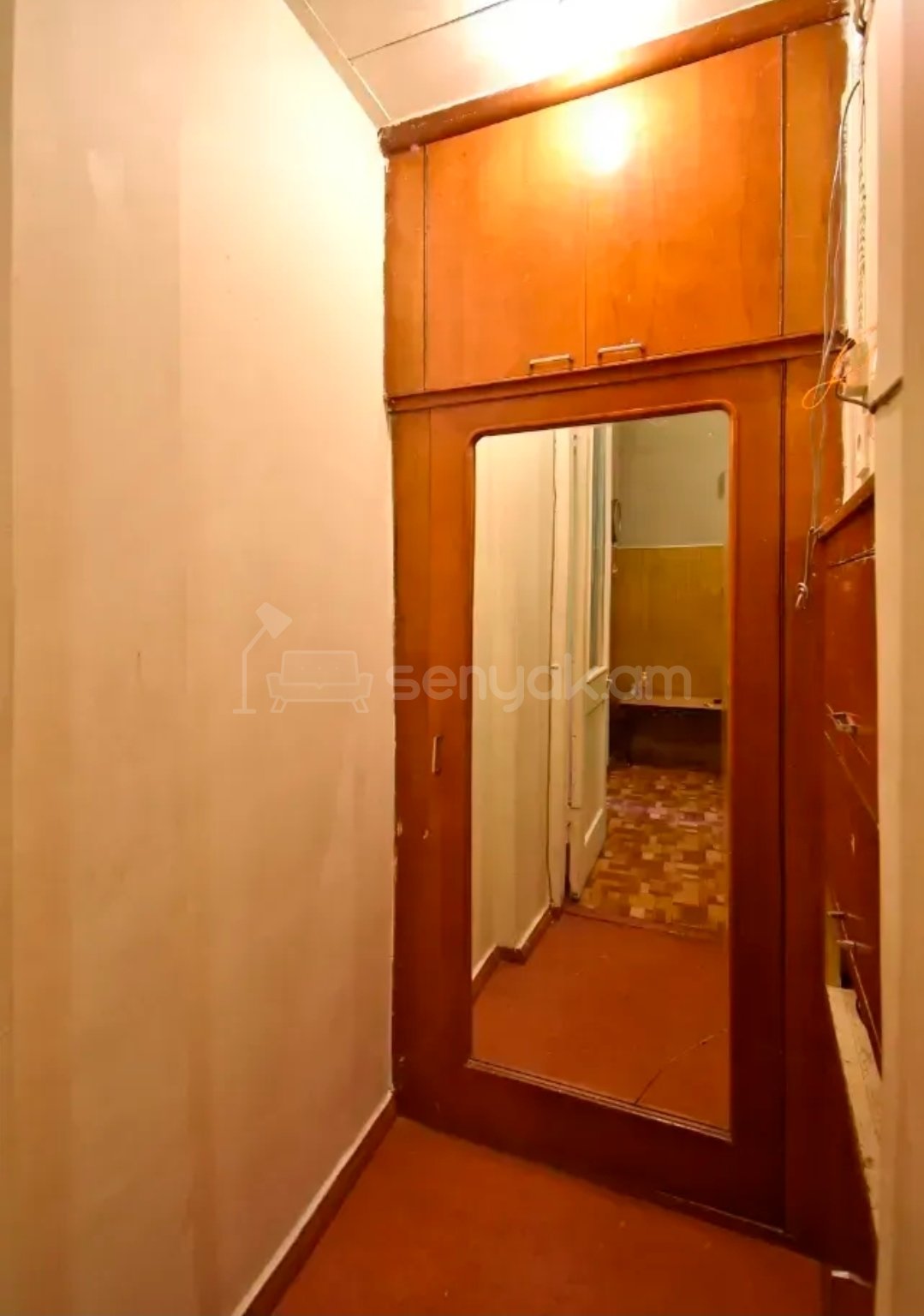 3 Սենյականոց Բնակարան Քարե Շենքում, 85քմ, 2/4 հարկ, Նորմալ Վիճակում