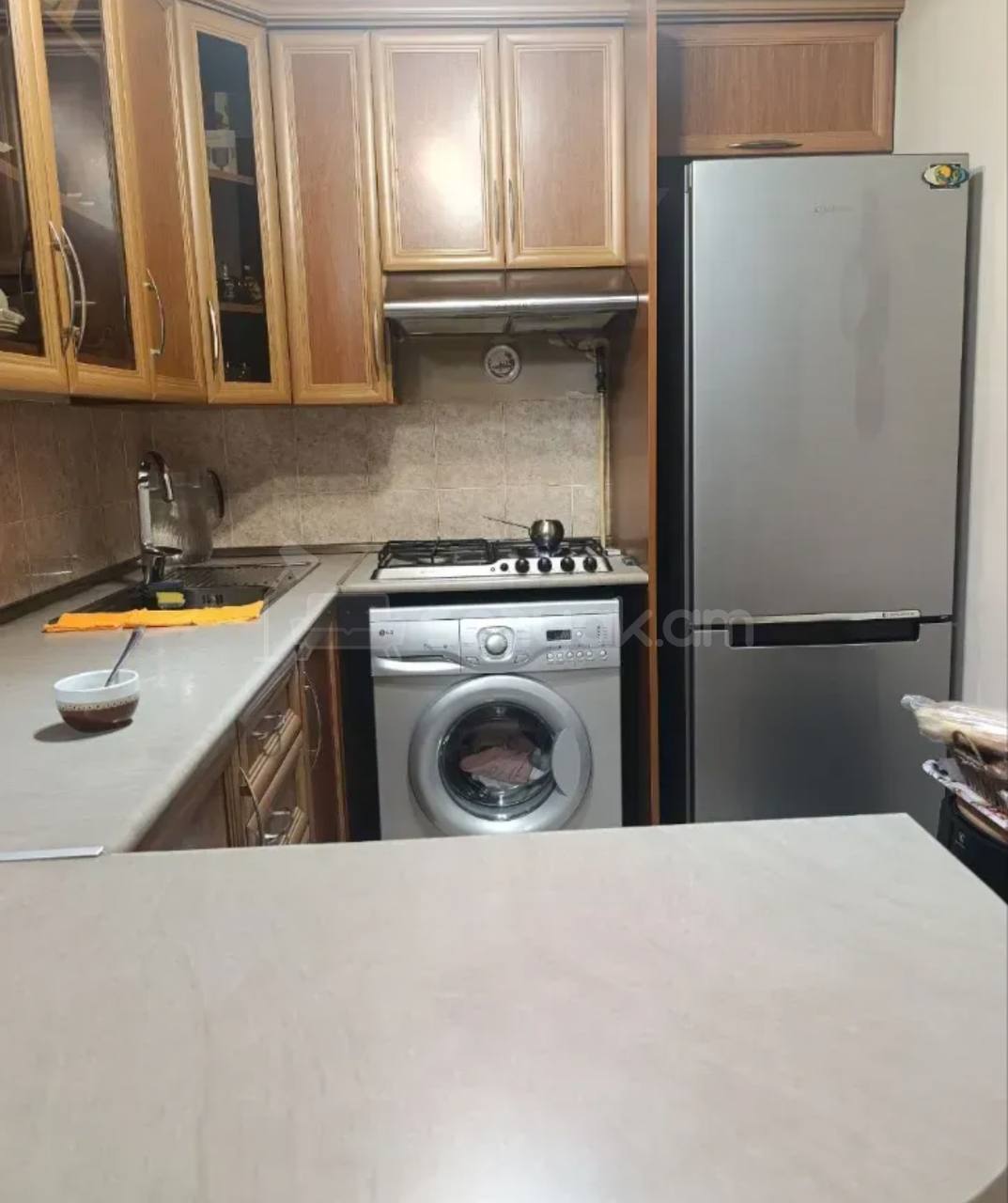 3 Սենյականոց Բնակարան Քարե Շենքում, 60քմ, 4/5 հարկ, Կապիտալ Վերանորոգված