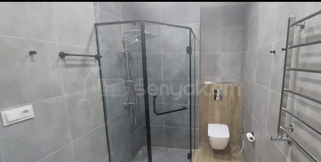 3 Սենյականոց Բնակարան Նորակառույցում, 74քմ, 12/18 հարկ, Կապիտալ Վերանորոգված, Կահավորված, Արևկող