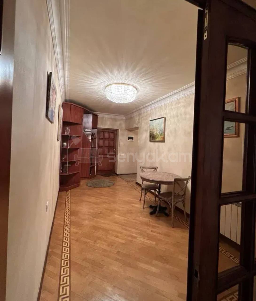 4 Սենյականոց Բնակարան Քարե Շենքում, 150քմ, 4/5 հարկ, Կապիտալ Վերանորոգված, Կահավորված, Արևկող