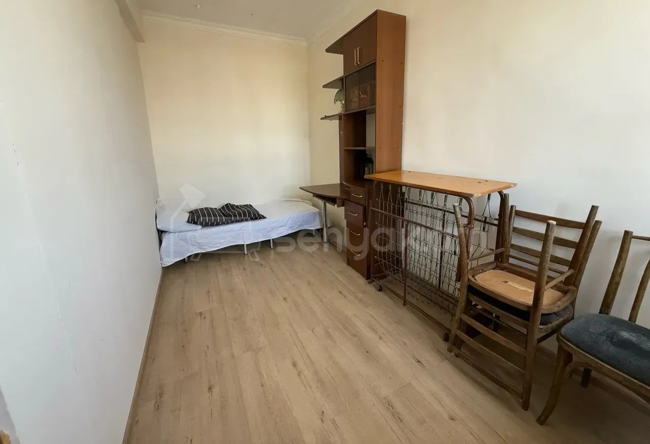 2 Սենյականոց Բնակարան Քարե Շենքում, 46քմ, 9/9 հարկ, Կապիտալ Վերանորոգված, Կահավորված