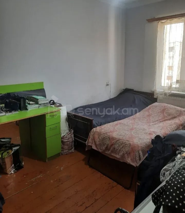 3 Սենյականոց Բնակարան Քարե Շենքում, 76քմ, 2/4 հարկ, Կապիտալ Վերանորոգված, Կահավորված, Արևկող