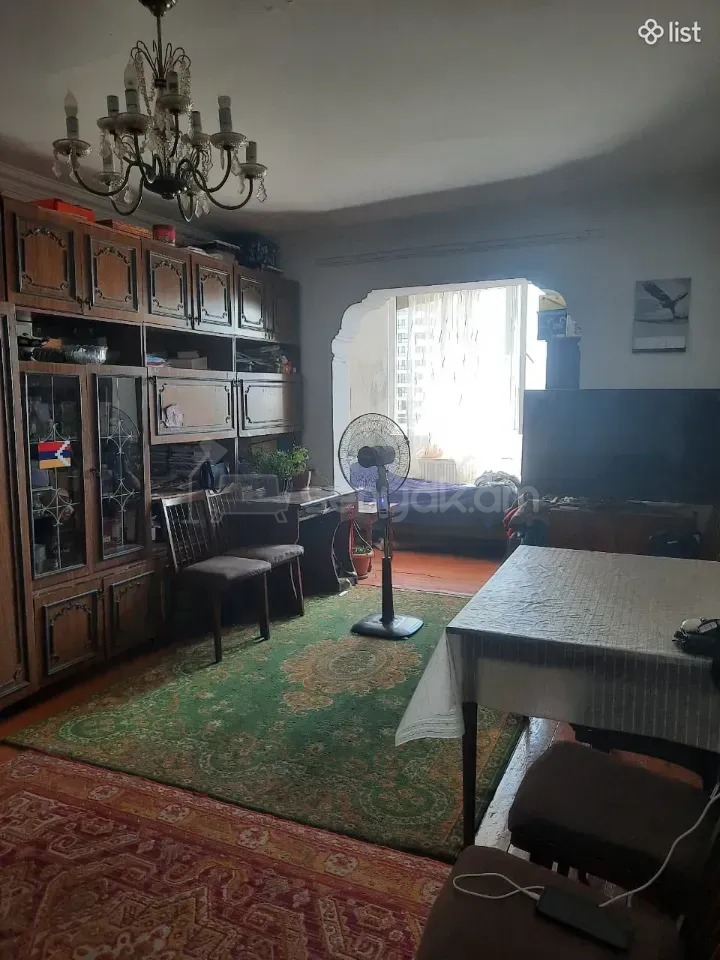 3 Սենյականոց Բնակարան Քարե Շենքում, 76քմ, 2/4 հարկ, Կապիտալ Վերանորոգված, Կահավորված, Արևկող