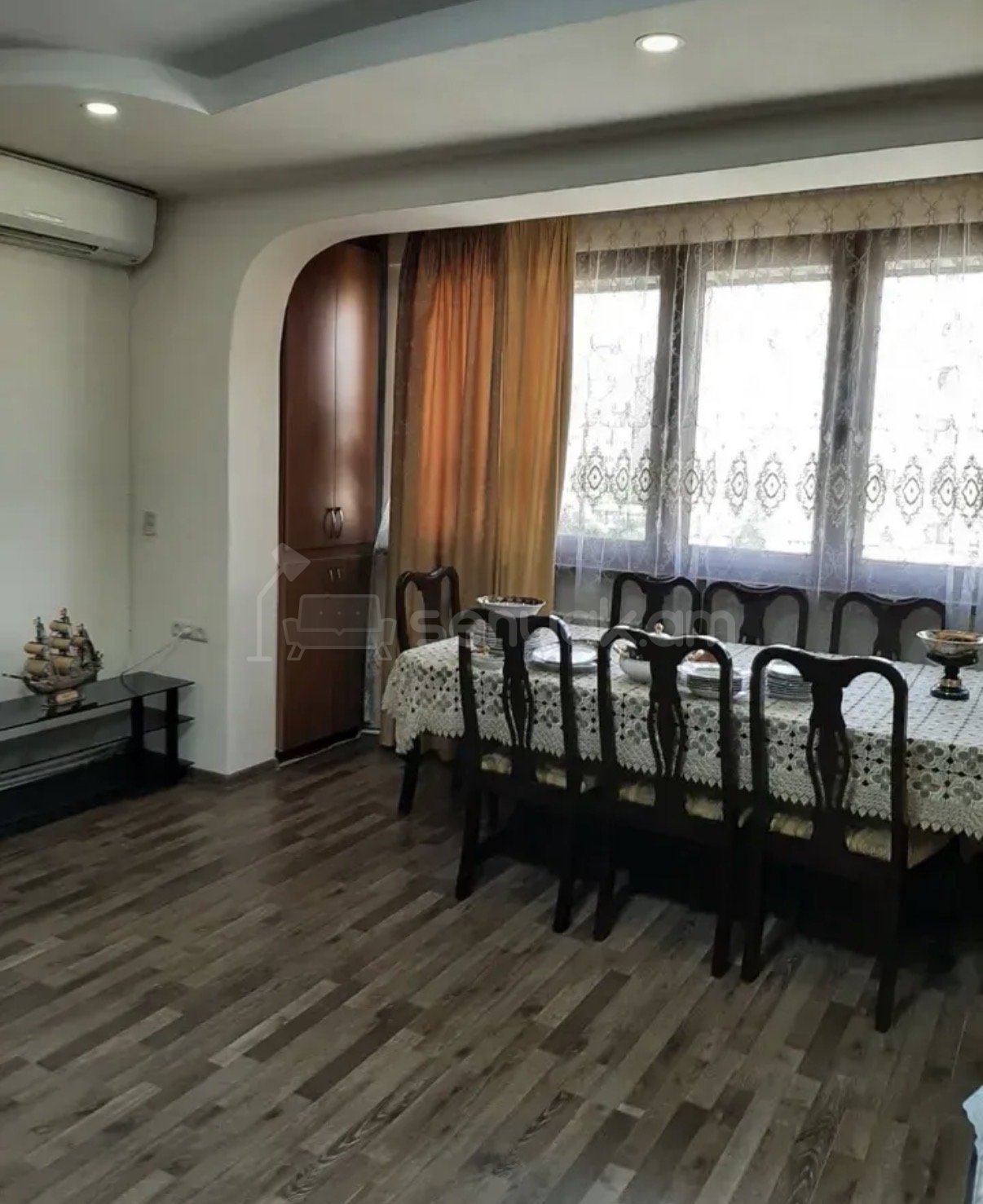 3 Սենյականոց Բնակարան, 69քմ, 4/9 հարկ, Նորմալ Վիճակում, Կահավորված