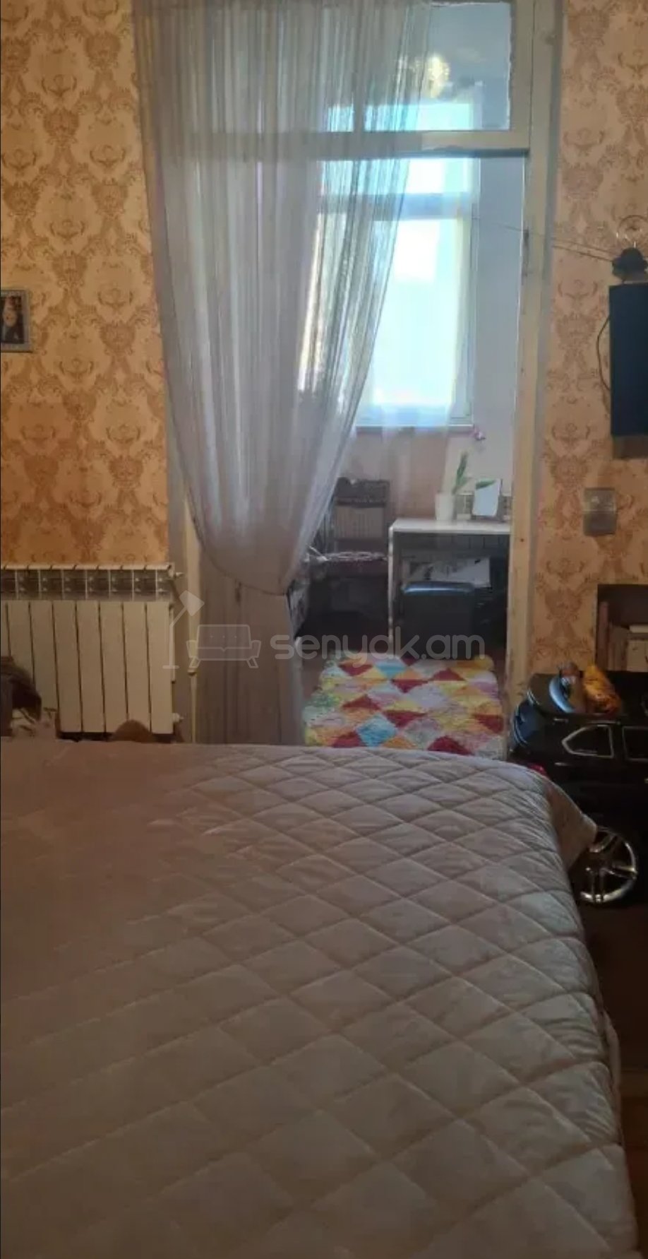 3 Սենյականոց Բնակարան Քարե Շենքում, 73քմ, 3/3 հարկ, Նորմալ Վիճակում