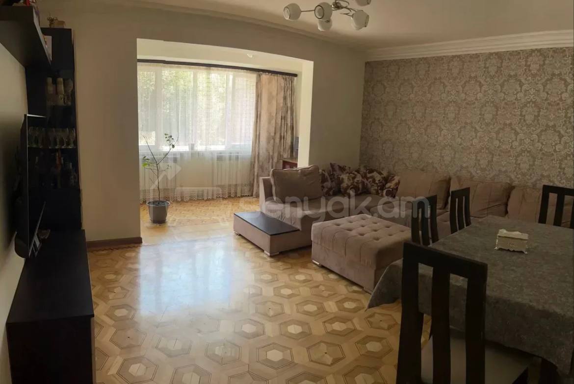 3 Սենյականոց Բնակարան, 76քմ, 5/9 հարկ, Կապիտալ Վերանորոգված, Կահավորված