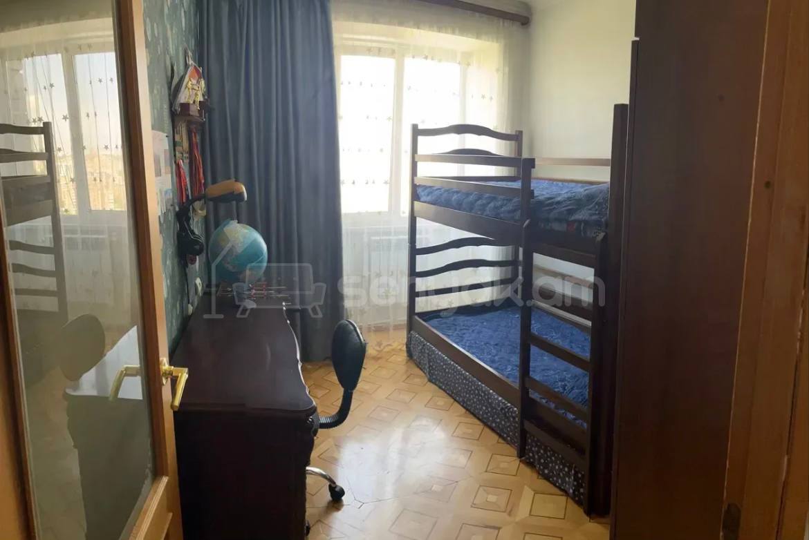 3 Սենյականոց Բնակարան, 76քմ, 5/9 հարկ, Կապիտալ Վերանորոգված, Կահավորված