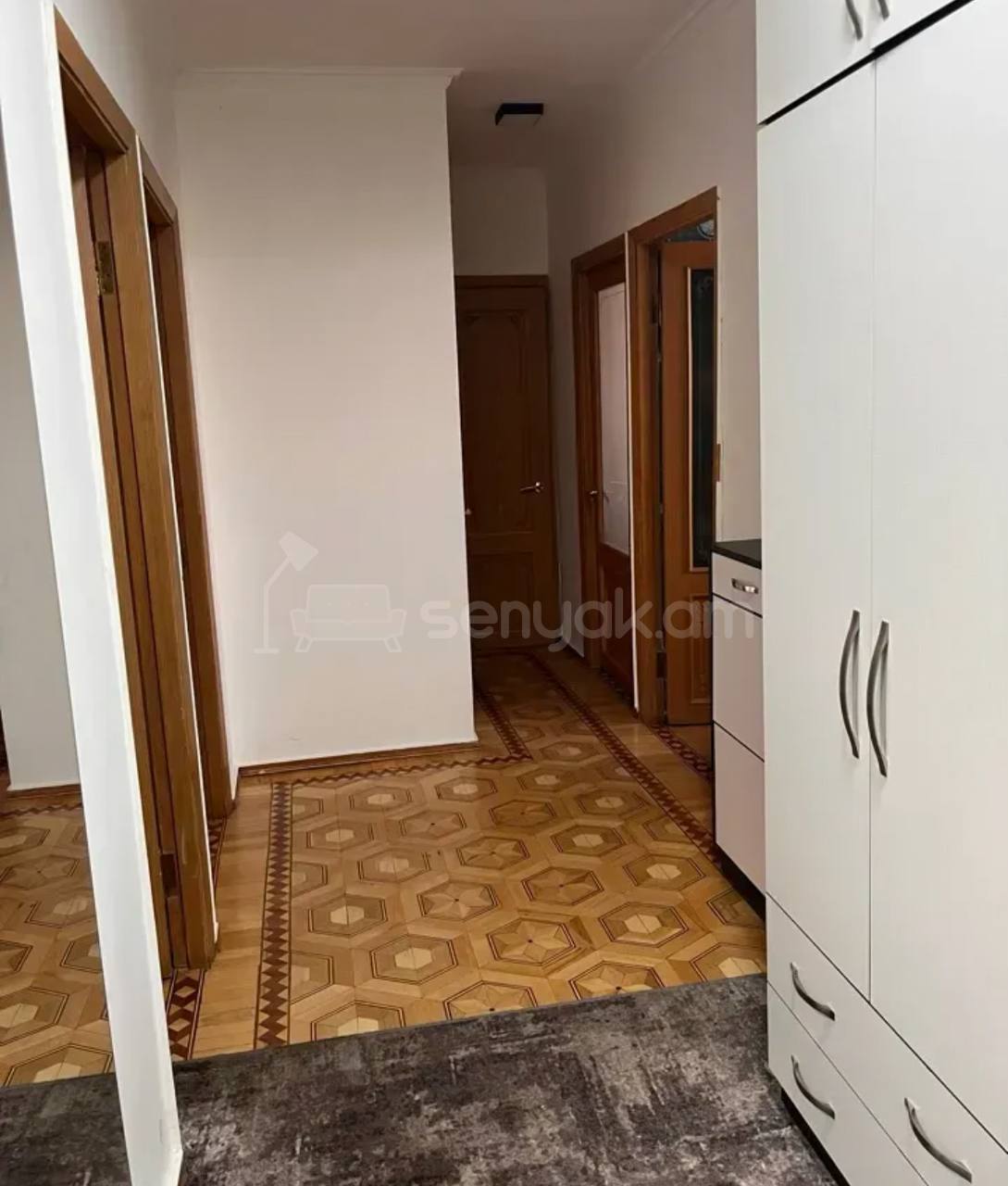 3 Սենյականոց Բնակարան, 76քմ, 5/9 հարկ, Կապիտալ Վերանորոգված, Կահավորված
