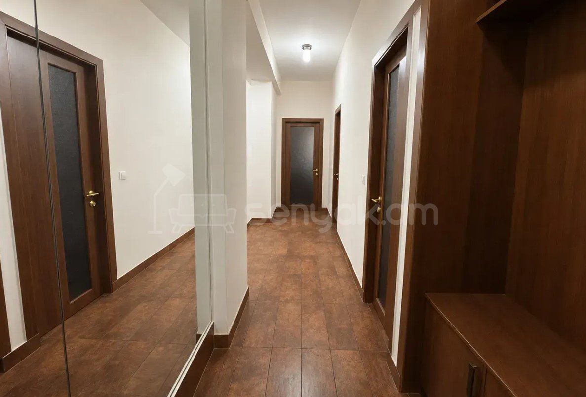 2 Սենյականոց Բնակարան, 90քմ, 4/14 հարկ, Կապիտալ Վերանորոգված