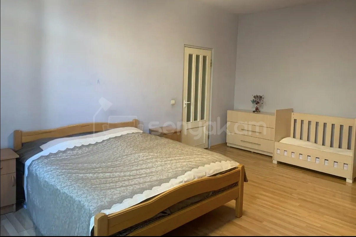 6 Սենյականոց Սեփական Տուն, 240քմ, Կապիտալ Վերանորոգված, Ավտոտնակով