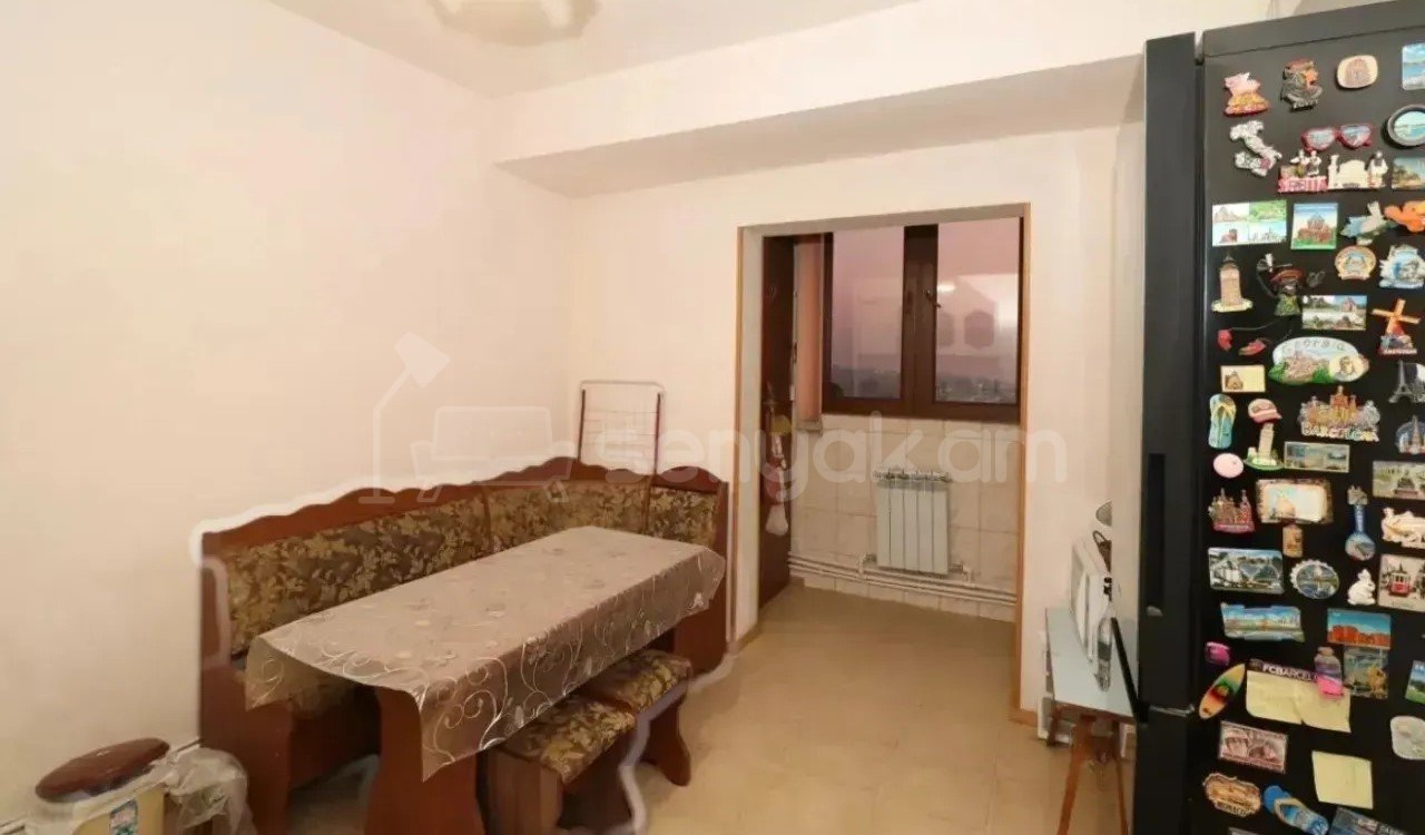 4 Սենյականոց Բնակարան, 90քմ, 14/18 հարկ, Նորմալ Վիճակում