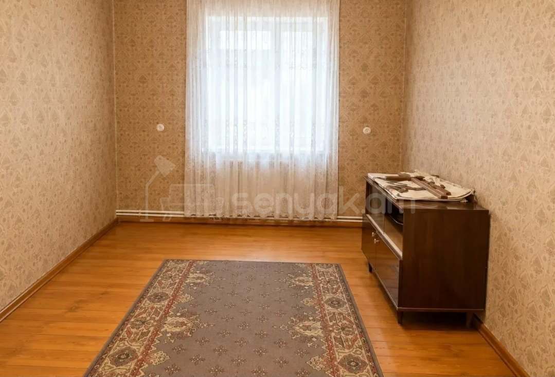 6 Սենյականոց Սեփական Տուն, 170քմ, Նորմալ Վիճակում, Կահավորված