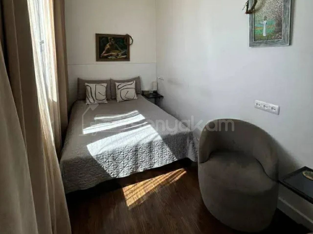 4 Սենյականոց Բնակարան Քարե Շենքում, 110քմ, 5/5 հարկ, Կոսմետիկ Վերանորոգված
